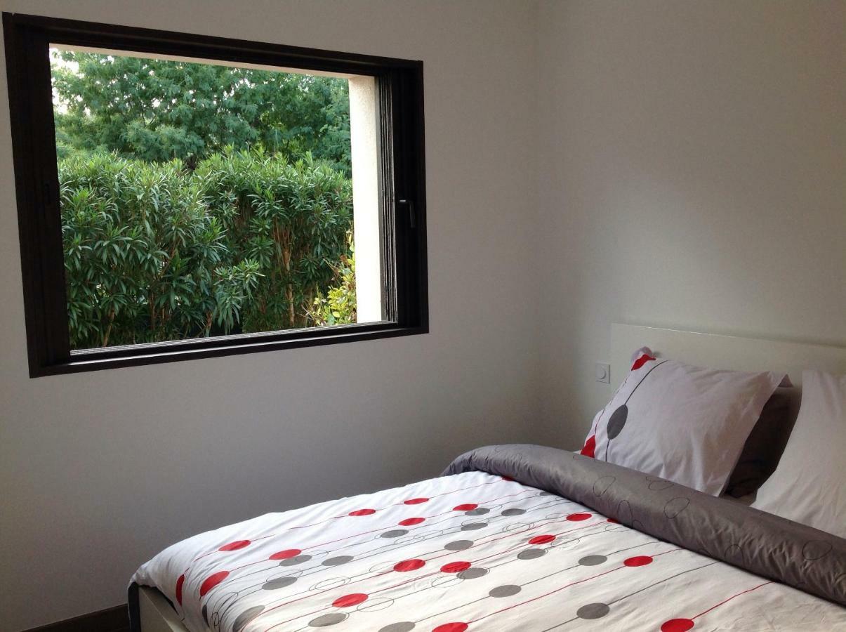 Le Pecheur Apartment Кавалере-сюр-Мер Екстериор снимка